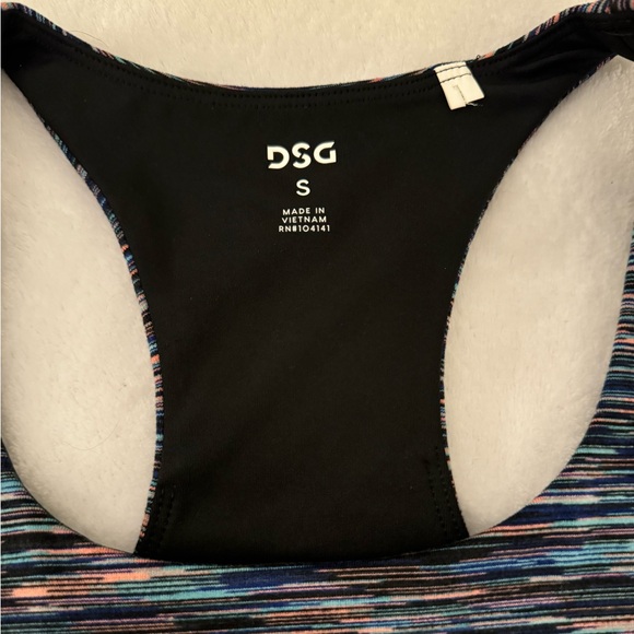 Women’s Workout Top - Picture 3 of 4